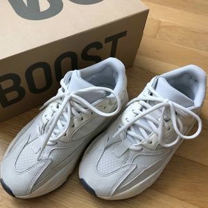 Yeezy Boost 700 Analog US 5.5 (Mens Sizing)